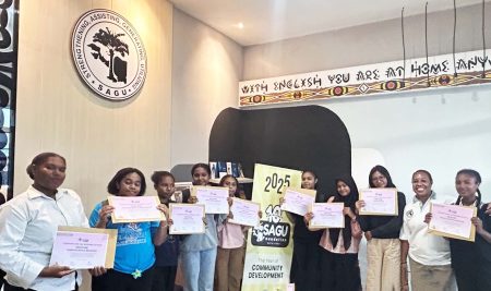 English Reading Class For Girls _ SheReads, SheKnows, SheSoars